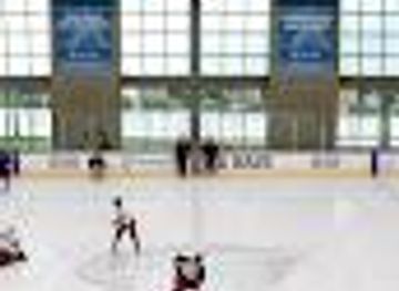 nebraska/columbus/attraction/ohiohealth-ice-haus