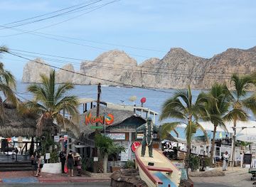 mexico/cabo-san-lucas/attraction/statue-of-the-fisherman