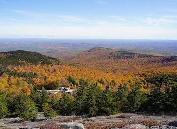 new-hampshire/dartmouth-lake-sunapee/attraction/rollins-state-park