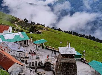 india/valley-of-flowers-national-park/attraction/tungnath-mandir