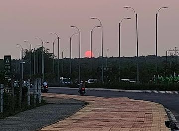 india/bhubaneswar/attraction/utkal-hospital-road