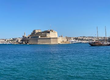 malta/harbour-area/attraction/fort-lascaris