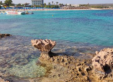 cyprus/nissi-beach/attraction/makronissis-tombs