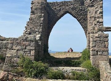 jersey/rozel-bay/attraction/grosnez-castle