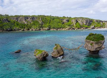 japan/okinawa/attraction/tobera-rock