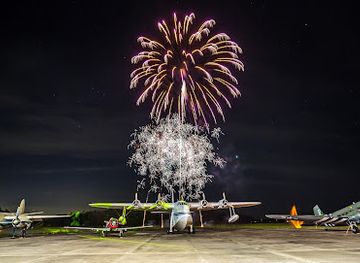 florida/southeast-florida/attraction/fantasy-of-flight