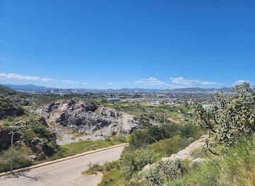 mexico/tierra-caliente/attraction/grutas-nombre-de-dios