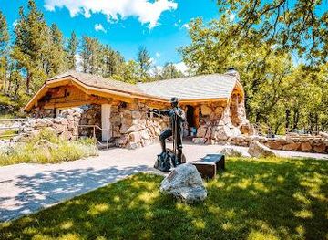 south-dakota/mount-rushmore/attraction/peter-norbeck-outdoor-education-center