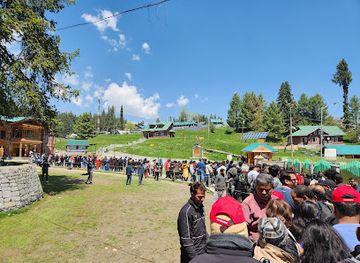 india/gulmarg/attraction/gandola-ride-centre