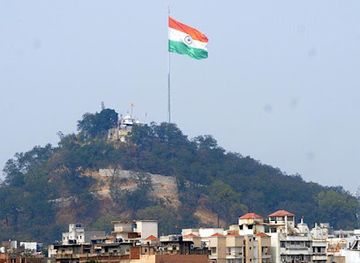 india/ranchi/attraction/national-flag-pahari-mandir