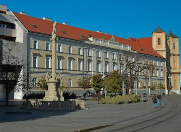 slovakia/bratislava-region/attraction/historic-building-of-the-national-council-of-the-slovak-republic-zupny-dom