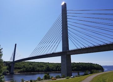 maine/washington-county/attraction/penobscot-narrows-bridge