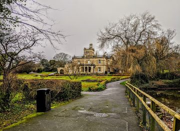united-kingdom/carmarthenshire/attraction/amgueddfa-parc-howard-parc-howard-museum