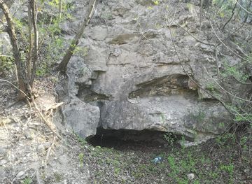 hungary/tatabanya/attraction/k1-k2-barlangok