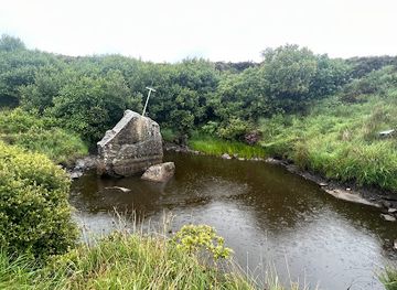 ireland/county-donegal/attraction/sword-in-the-stone-termon
