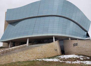 canada/winnipeg/attraction/winnipeg-trolley-company-winnipeg-tours-charters