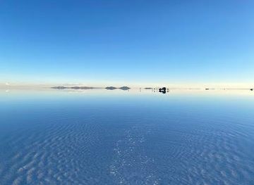 bolivia/uyuni/attraction/uyuni-bolivia