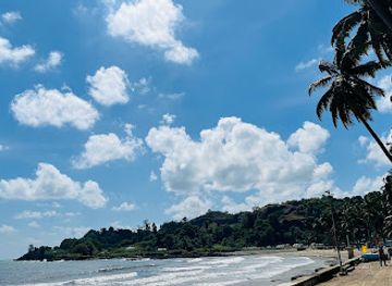 india/andaman-and-nicobar-islands/attraction/corbyn-cove-sea-wall