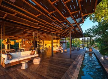 botswana/north-west-district/attraction/qorokwe-camp