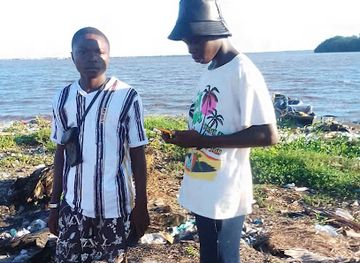 cameroon/limbe-beach/attraction/tamfu-s-plaza