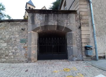 luxembourg/echternach/attraction/fontaine-saint-willibrord