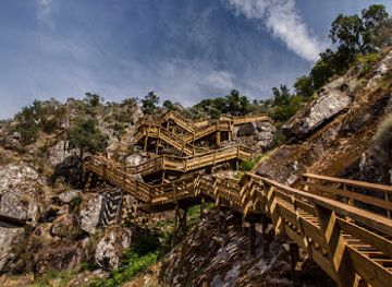 portugal/beira-litoral/attraction/passadicos-do-paiva-trailhead-areinho