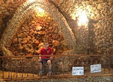 lebanon/deir-el-qamar/attraction/magarat-ain-wazeen-al-tabeeah