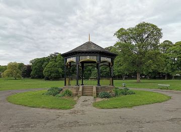 united-kingdom/leeds/attraction/horsforth-hall-park