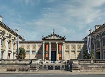 united-kingdom/oxford/attraction/ashmolean-museum