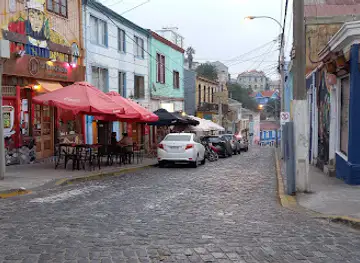 Paseo Dimalow Cerro Alegre