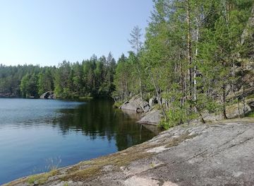 finland/finnish-lakeland/attraction/saimaa-geopark-sarkaslampi-bedrock-topography