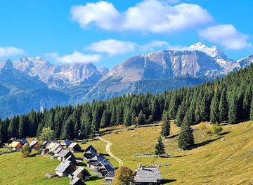 slovenia/upper-carniola/attraction/planina-zajamniki