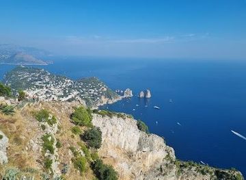 italy/pompeii/attraction/monte-solaro