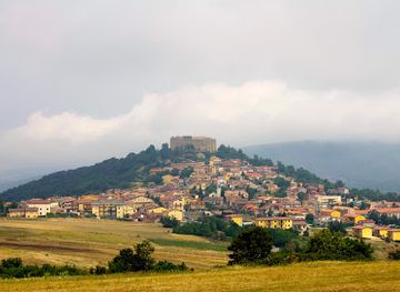 italy/basilicata/attraction/castel-of-lagopesole