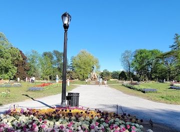 new-york/albany/washington-park/attraction/moses-statue-king-memorial-fountain