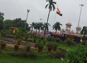 india/lucknow/charbagh/attraction/charbag-garden