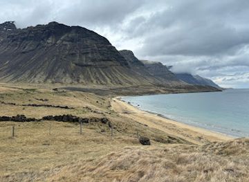 iceland/westfjords/attraction/hringsdalur