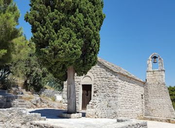 croatia/split/attraction/natural-history-museum-and-zoo