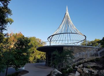 south-carolina/caesars-head-state-park/attraction/cancer-survivors-park