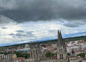 spain/burgos/attraction/tren-turistico-de-burgos
