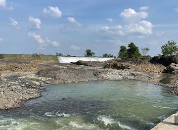 india/maharashtra/attraction/pothra-dam-waterfall