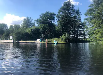 Kanokampeerplek Walengracht