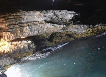 lebanon/byblos/attraction/seal-cave