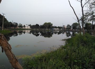 pakistan/sialkot/attraction/fatima-jinnah-park-lake