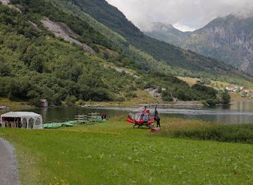 norway/geirangerfjord/attraction/geiranger-helipad