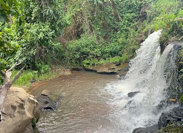ghana/brong-ahafo/attraction/kunso-waterfalls-caves-site