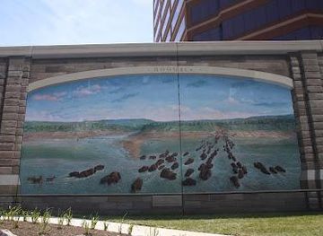 ohio/mason/attraction/roebling-bridge-murals-by-robert-dafford