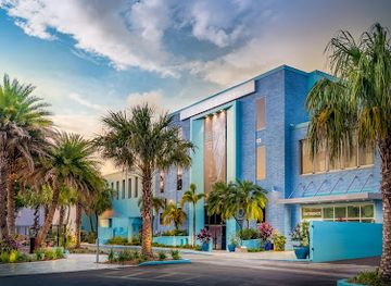 florida/st-petersburg-beach/attraction/imagine-museum-contemporary-glass-art