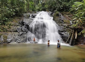 thailand/similan-islands/attraction/ton-chong-fa-waterfall