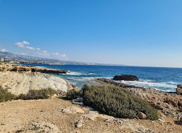 cyprus/paphos/coral-bay/attraction/cave-beach